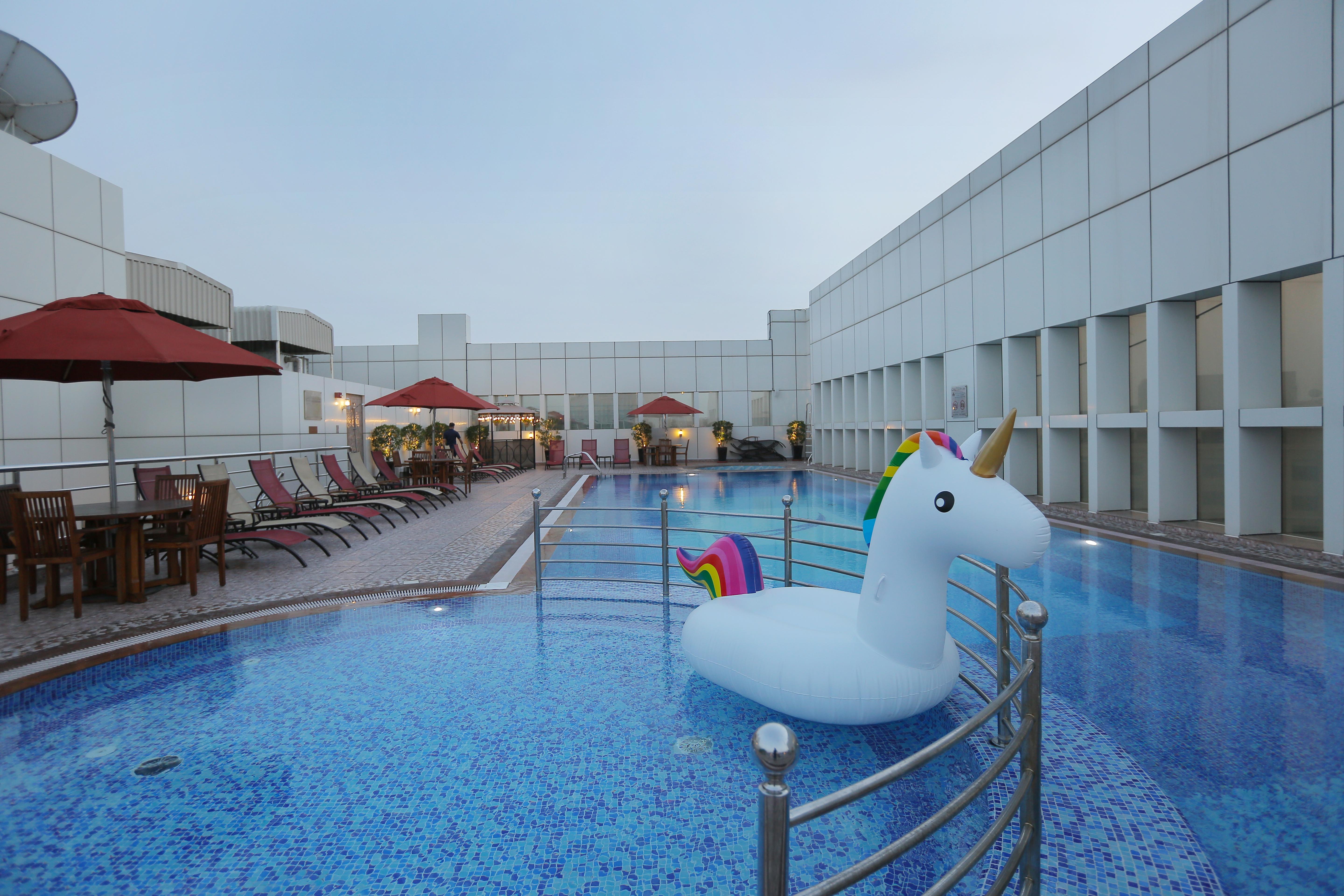Ivory Grand Hotel Apartments Dubai Exterior foto